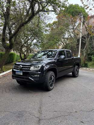 VOLKSWAGEN-AMAROK-2021