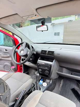VOLKSWAGEN-CROSSFOX-2010