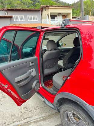 VOLKSWAGEN-CROSSFOX-2010