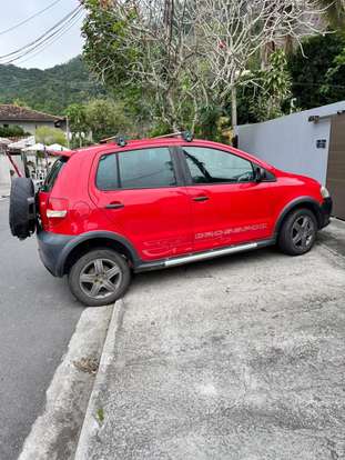 VOLKSWAGEN-CROSSFOX-2010