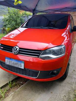 VOLKSWAGEN-FOX-2012
