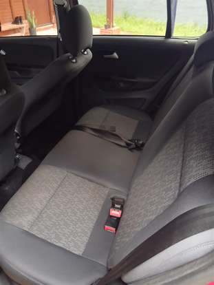 VOLKSWAGEN-FOX-2012