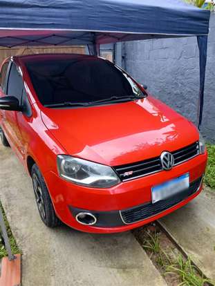 VOLKSWAGEN-FOX-2012