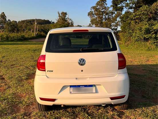 VOLKSWAGEN-FOX-1.0 MI 8V FLEX 4P MANUAL VOLKSWAGEN-FOX-2013