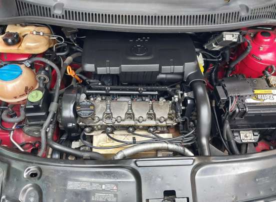 VOLKSWAGEN-FOX-2011