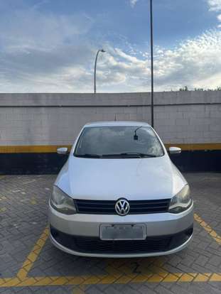 VOLKSWAGEN-FOX-2010