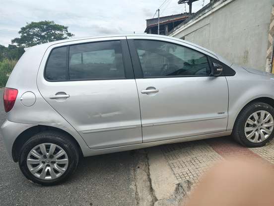 VOLKSWAGEN-FOX-2012