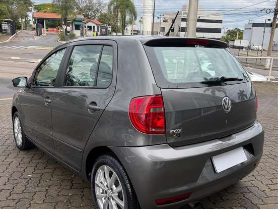 VOLKSWAGEN-FOX-1.0 MI 8V FLEX 4P MANUAL VOLKSWAGEN-FOX-2013