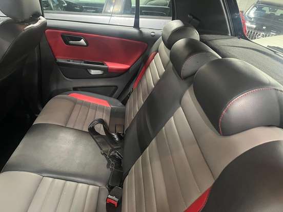 VOLKSWAGEN-FOX-1.6 MSI PEPPER 16V FLEX 4P MANUAL VOLKSWAGEN-FOX-2016