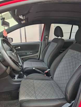 VOLKSWAGEN-FOX-2019