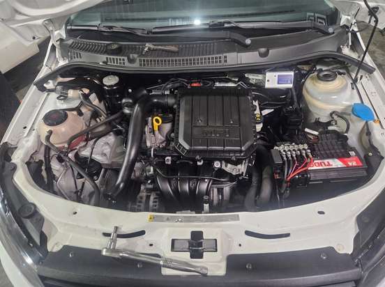 VOLKSWAGEN-GOL-2021