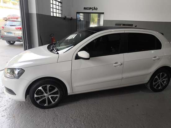 VOLKSWAGEN-GOL-2015