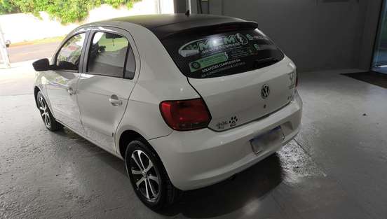 VOLKSWAGEN-GOL-2015