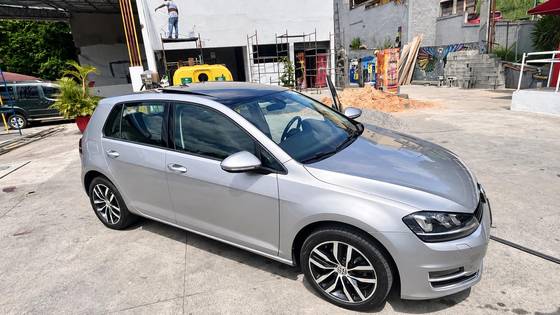 VOLKSWAGEN GOLF 1.4 TSI HIGHLINE 16V TOTAL FLEX 4P TIPTRONIC