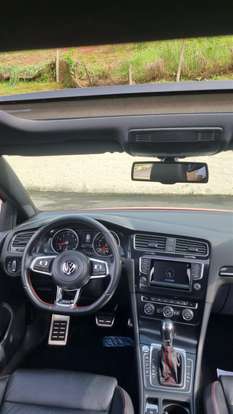 VOLKSWAGEN-GOLF-2014