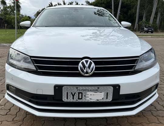 VOLKSWAGEN-JETTA-2017