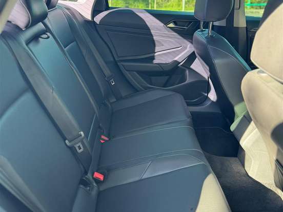 VOLKSWAGEN-JETTA-1.4 250 TSI TOTAL FLEX COMFORTLINE TIPTRONIC VOLKSWAGEN-JETTA-2018