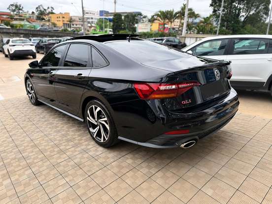 VOLKSWAGEN-JETTA-2024