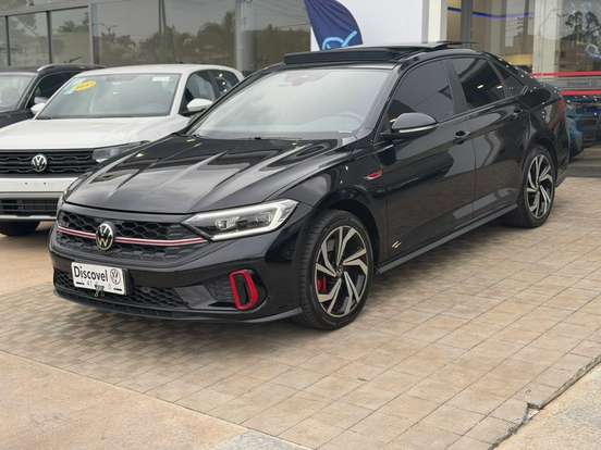 VOLKSWAGEN-JETTA-2024