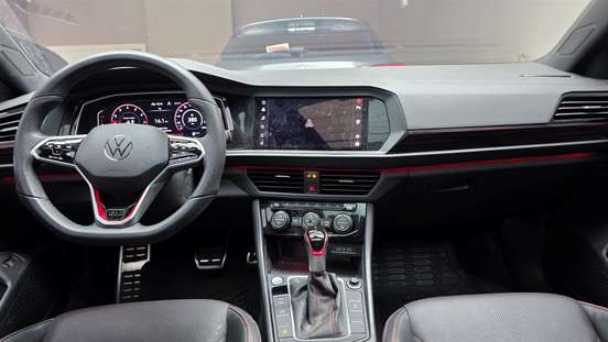 VOLKSWAGEN-JETTA-2024