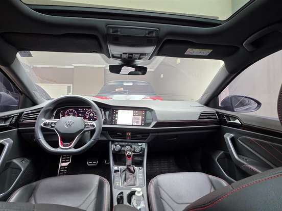 VOLKSWAGEN-JETTA-2.0 350 TSI GASOLINA GLI DSG VOLKSWAGEN-JETTA-2024