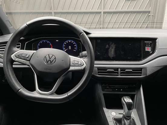 VOLKSWAGEN-NIVUS-1.0 200 TSI TOTAL FLEX HIGHLINE AUTOMÁTICO VOLKSWAGEN-NIVUS-2023