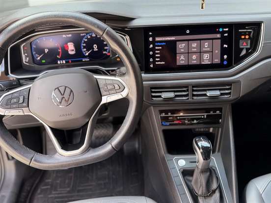 VOLKSWAGEN-NIVUS-1.0 200 TSI TOTAL FLEX HIGHLINE AUTOMÁTICO VOLKSWAGEN-NIVUS-2023