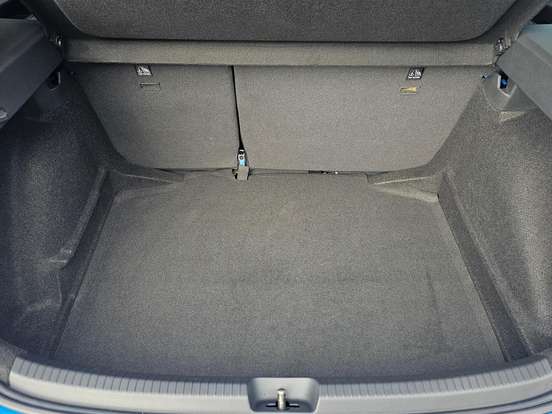 VOLKSWAGEN-NIVUS-1.0 200 TSI TOTAL FLEX HIGHLINE AUTOMÁTICO VOLKSWAGEN-NIVUS-2025