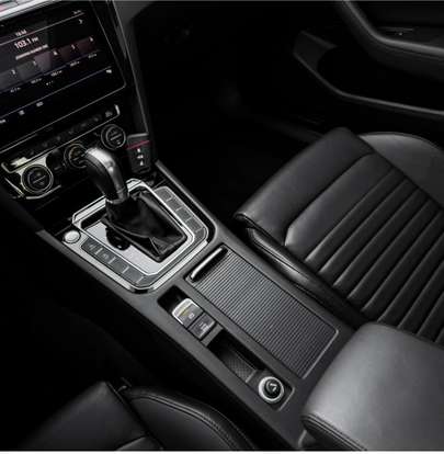 VOLKSWAGEN-PASSAT-2017