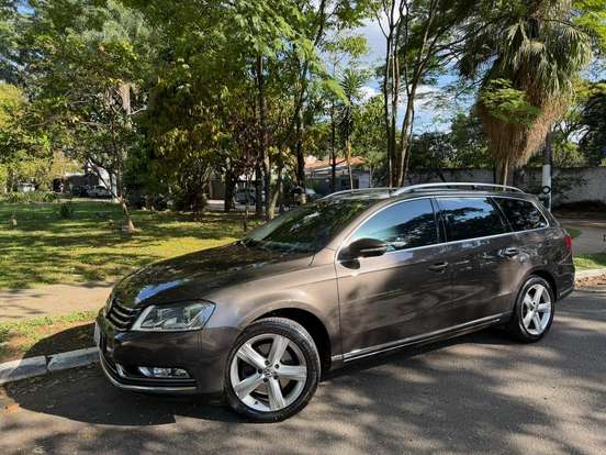 VOLKSWAGEN-PASSAT-2013