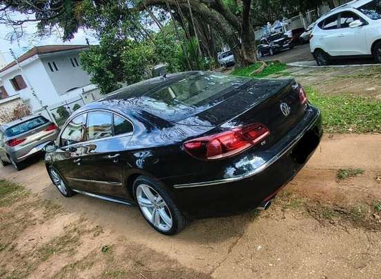 VOLKSWAGEN-PASSAT-2013