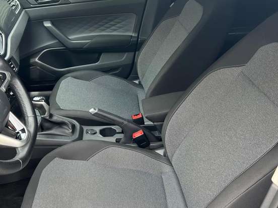 VOLKSWAGEN-POLO-1.0 170 TSI COMFORTLINE AUTOMÁTICO VOLKSWAGEN-POLO-2022
