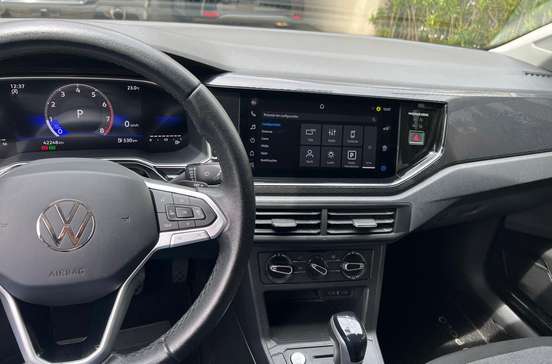 VOLKSWAGEN-POLO-2022