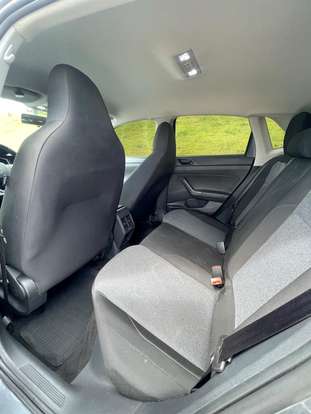 VOLKSWAGEN-POLO-2023
