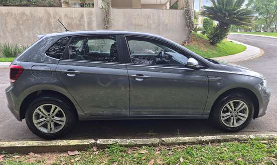 VOLKSWAGEN-POLO-2019