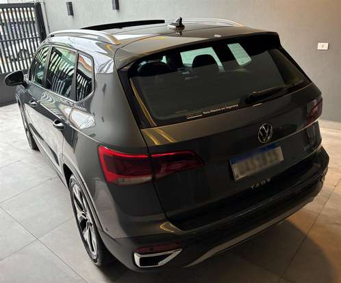 VOLKSWAGEN-TAOS-2025