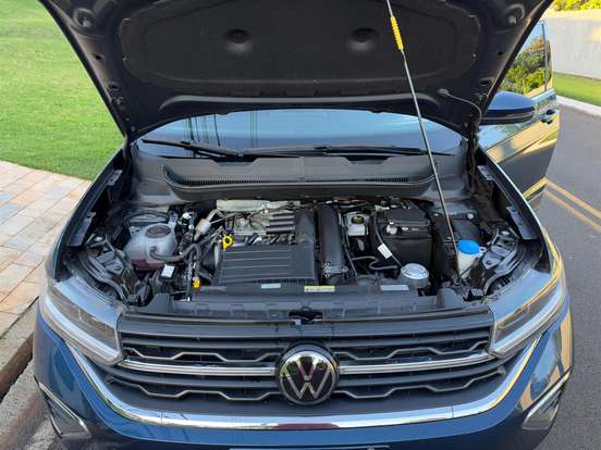 VOLKSWAGEN-T-CROSS-1.4 250 TSI TOTAL FLEX HIGHLINE AUTOMÁTICO VOLKSWAGEN-T-CROSS-2025