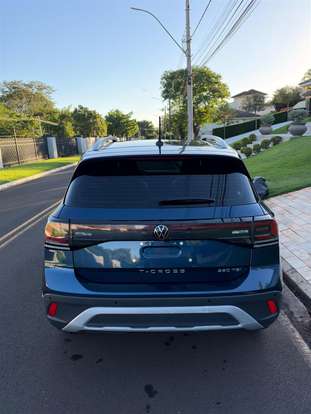 VOLKSWAGEN-T-CROSS-2025