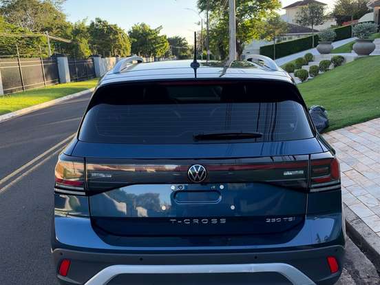 VOLKSWAGEN-T-CROSS-1.4 250 TSI TOTAL FLEX HIGHLINE AUTOMÁTICO VOLKSWAGEN-T-CROSS-2025