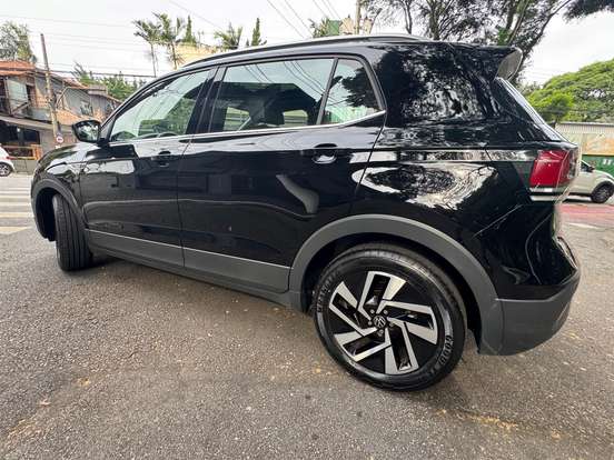 VOLKSWAGEN-T-CROSS-2024
