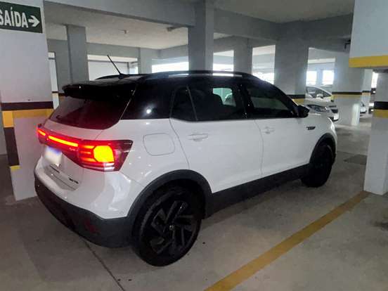 VOLKSWAGEN-T-CROSS-1.4 250 TSI TOTAL FLEX HIGHLINE AUTOMÁTICO VOLKSWAGEN-T-CROSS-2024