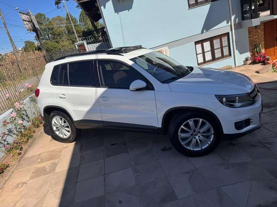 VOLKSWAGEN-TIGUAN-1.4 TSI 16V TURBO GASOLINA 4P DSG VOLKSWAGEN-TIGUAN-2017