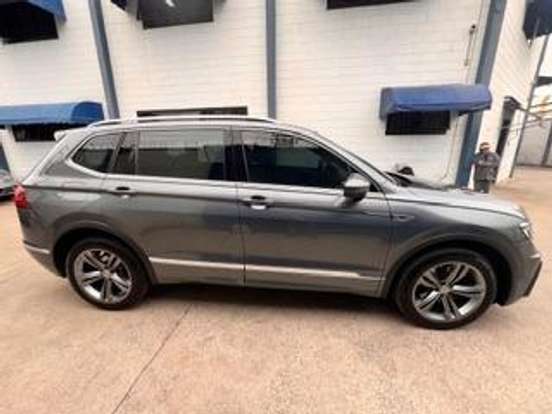 VOLKSWAGEN-TIGUAN-2.0 350 TSI GASOLINA ALLSPACE R-LINE 4MOTION DSG VOLKSWAGEN-TIGUAN-2020