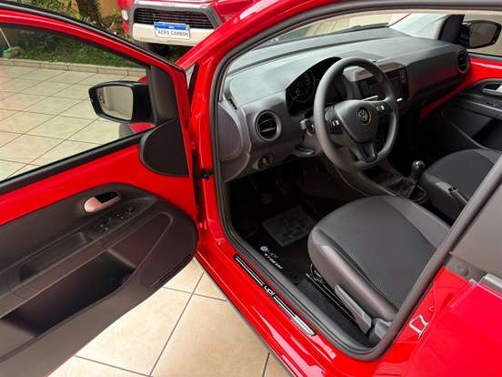 VOLKSWAGEN-UP-1.0 170 TSI TOTAL FLEX XTREME 4P MANUAL VOLKSWAGEN-UP-2019