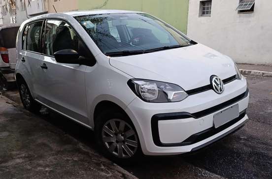 VOLKSWAGEN-UP-2018