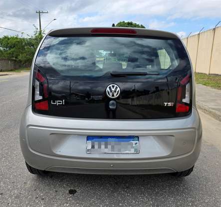 VOLKSWAGEN-UP-2016