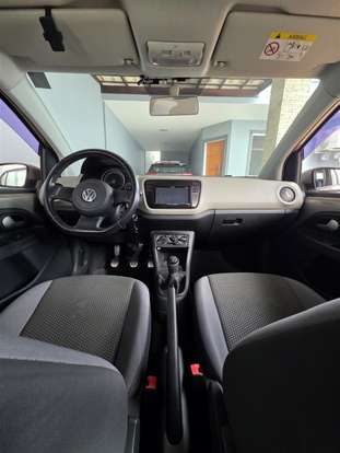VOLKSWAGEN-UP-2016
