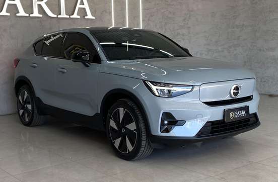 VOLVO-C40-2023