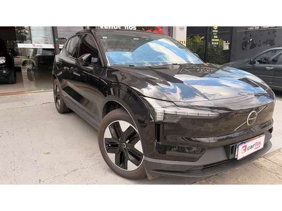 VOLVO-EX30-2024