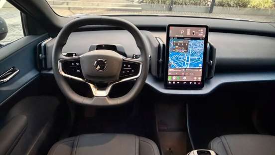 VOLVO-EX30-2024
